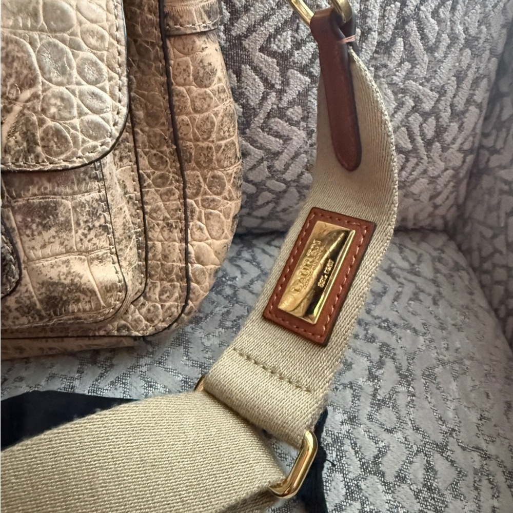 Lauren Ralph Lauren Medium Noa Croc-Embossed Leather Crossbody with Dust Bag - Picture 8 of 11